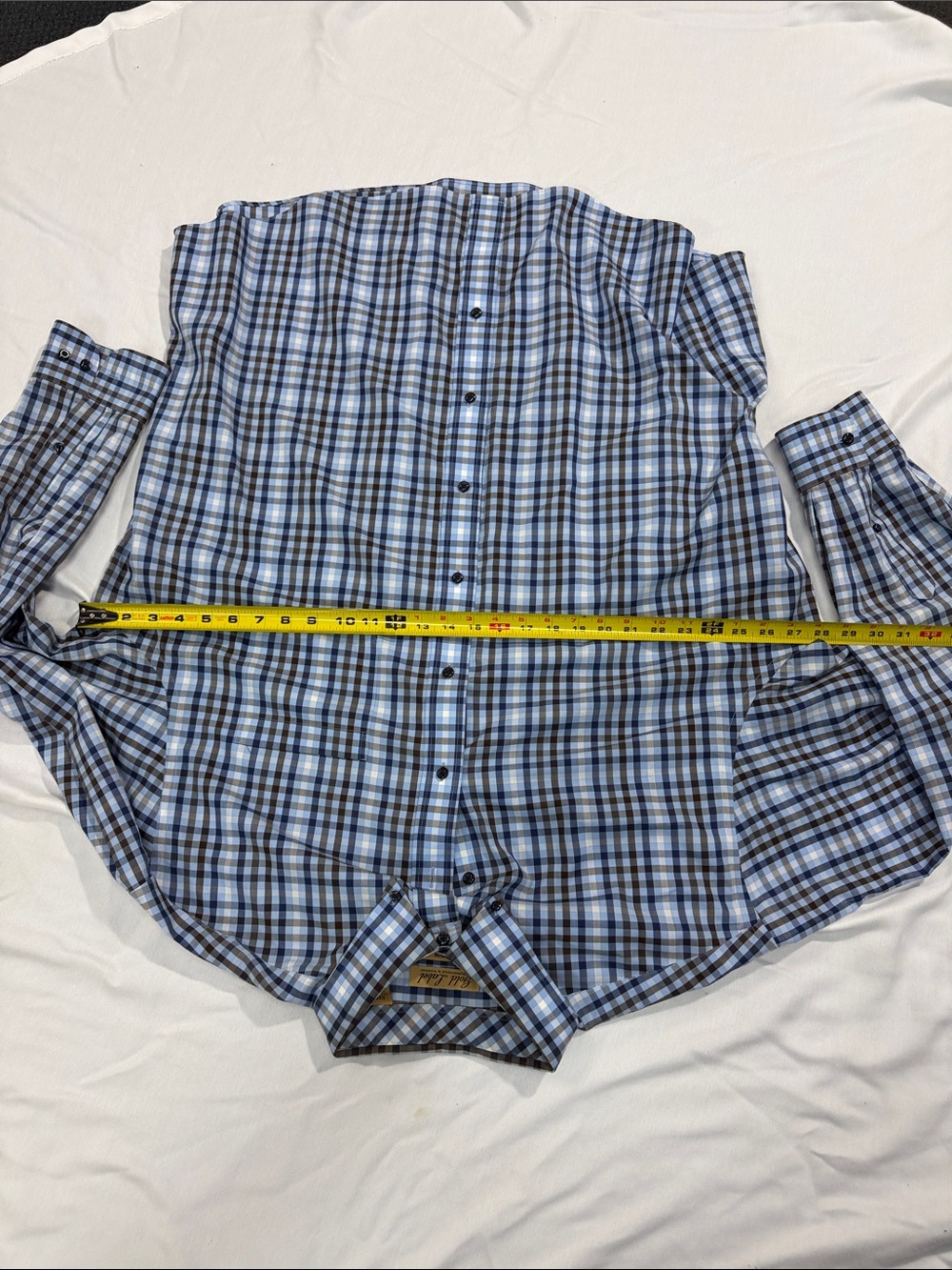 Roundtree & Yorke Blue and Black Plaid Button-Down Shirt